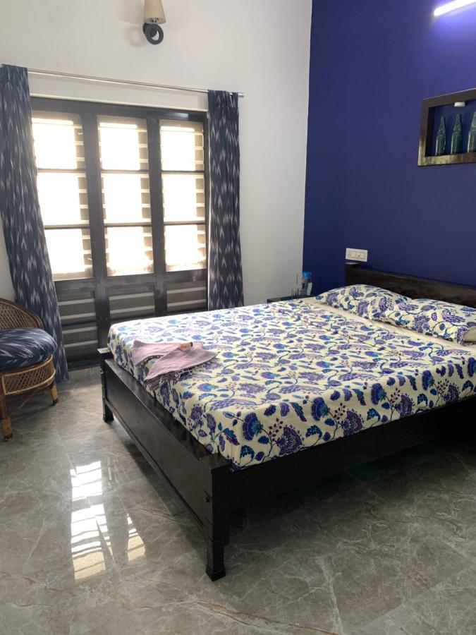 Peacock Villa Marari Beach Марарикулам Екстериор снимка